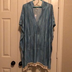 New cover up for bathing suit or t shirt and jeans